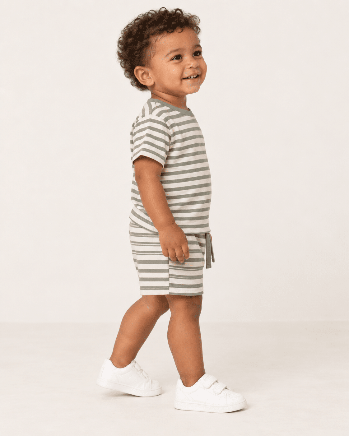 Conjunto para Bebê Menino Camiseta e Short Listrado Verde e Branco Lora Baby